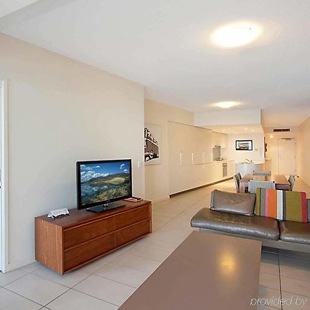 Blue C Coolangatta Aparthotel Ngoại thất bức ảnh