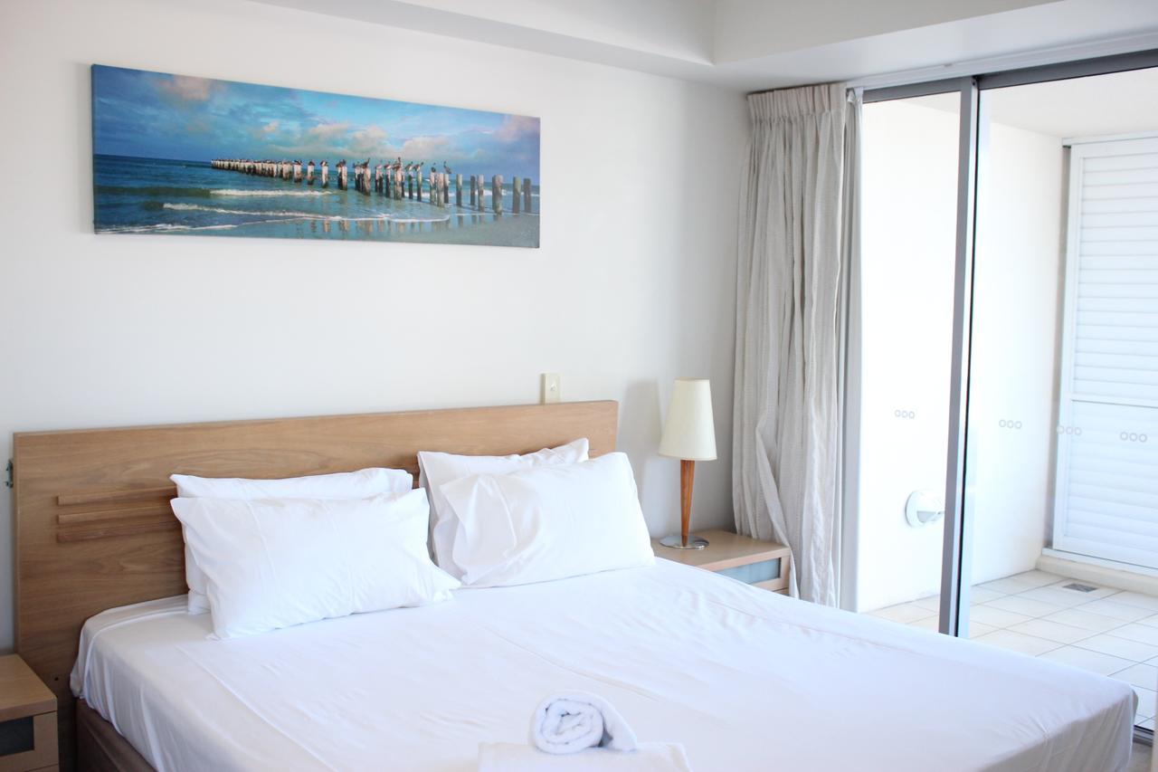 Blue C Coolangatta Aparthotel Ngoại thất bức ảnh