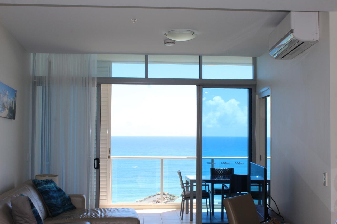 Blue C Coolangatta Aparthotel Ngoại thất bức ảnh