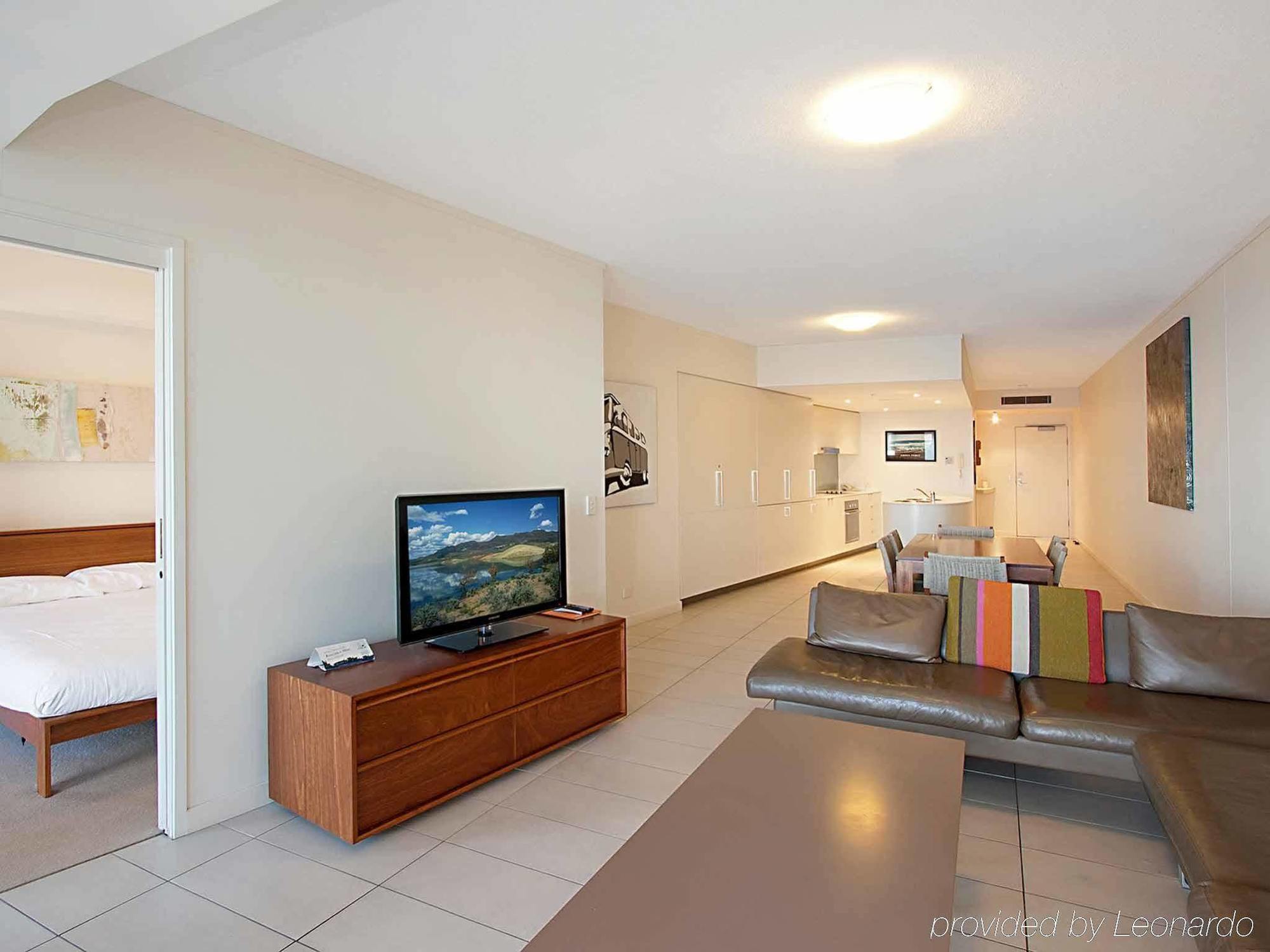 Blue C Coolangatta Aparthotel Ngoại thất bức ảnh