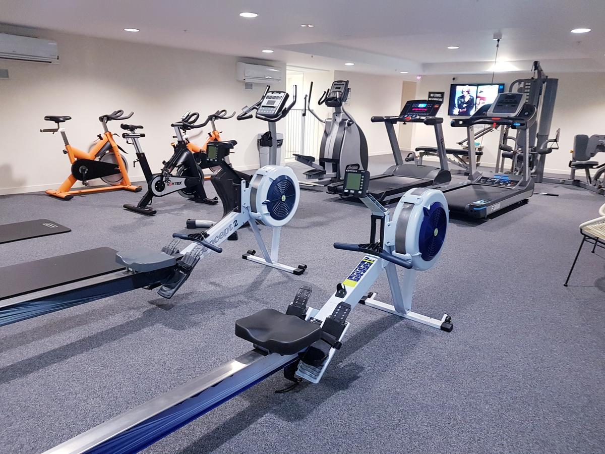 Blue C Coolangatta Aparthotel Ngoại thất bức ảnh